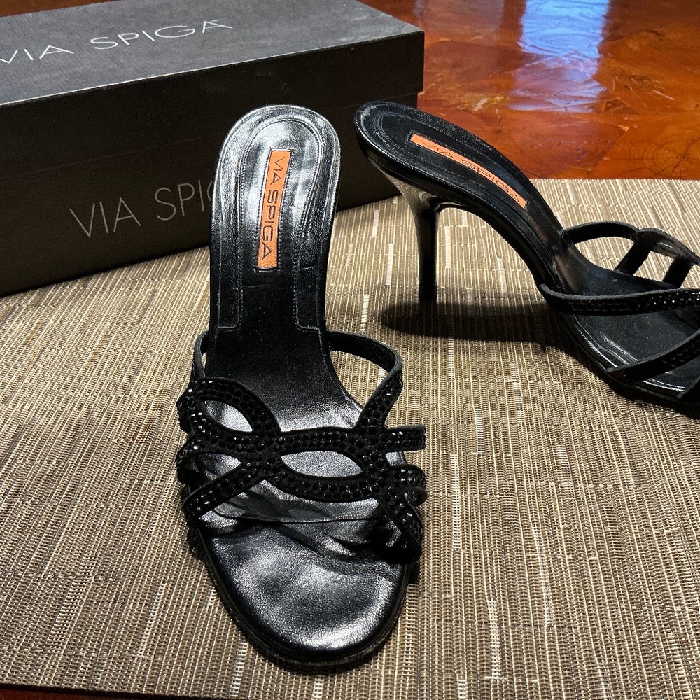 Via Spiga Woman’s black evening slip on size 7.5